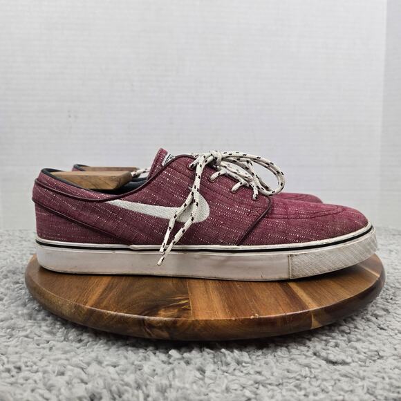 Nike Mens 11 SB Zoom Stefan Janoski Canvas Team Red White Sneaker 615957-616 main image 5